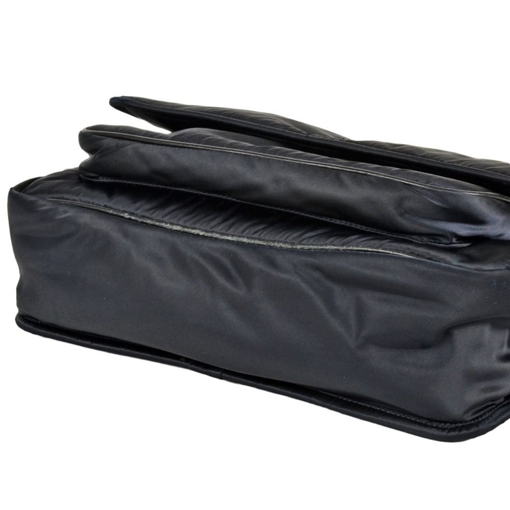 SAINT LAURENT Black Shoulder Bag - Picture 4 of 9